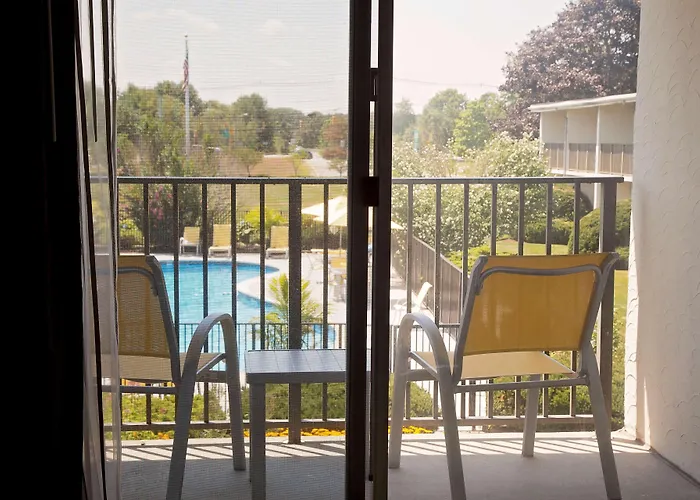 Top Hotels in Concord MA