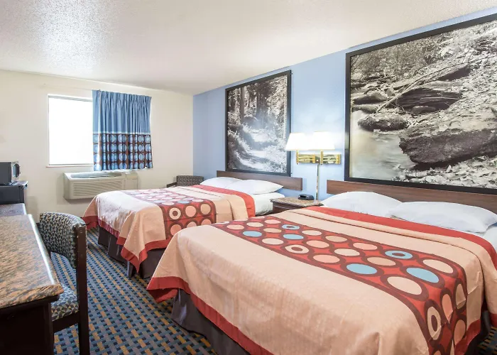 Top Hotels in New Castle, Wyoming