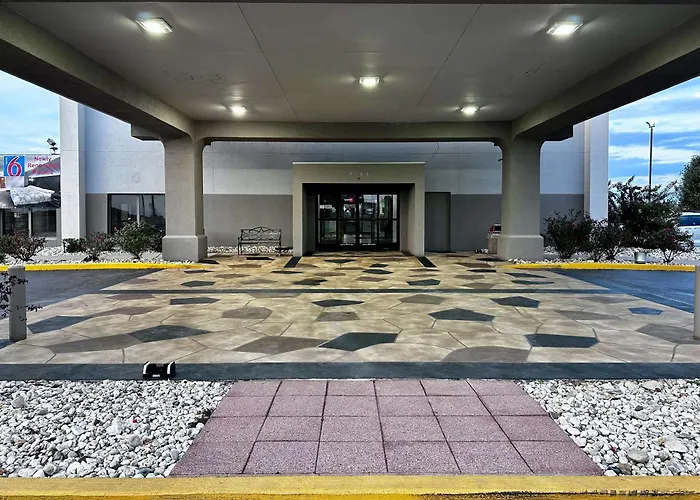 Top Hotels in Pine Bluff AR for an Unforgettable Stay