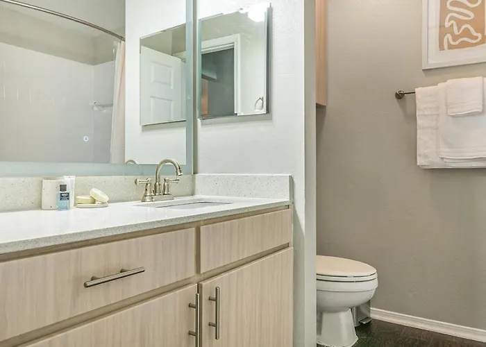 Top Hotels in Charming Carrollton, GA