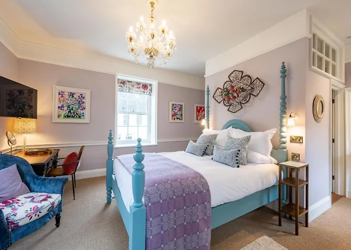 Best Hotels Near the University of East Anglia