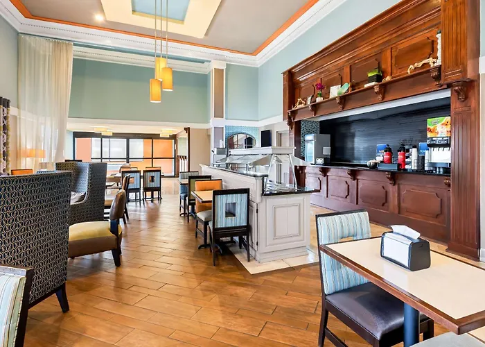 Top Hotels on Broad Street in Columbus