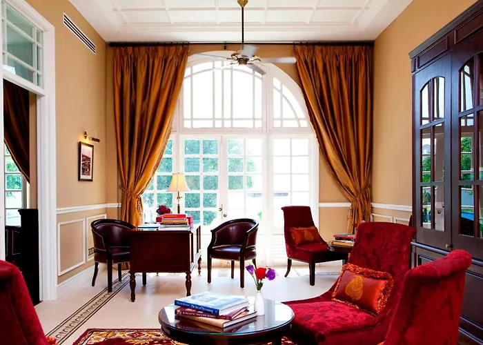 Explore the Top Kuala Lumpur Hotels for Ultimate Comfort and Luxury