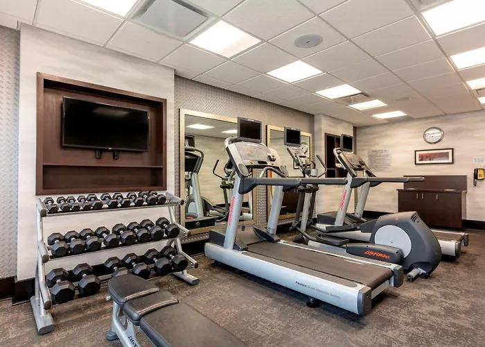 Best Hotels Near Greater Columbus Convention Center