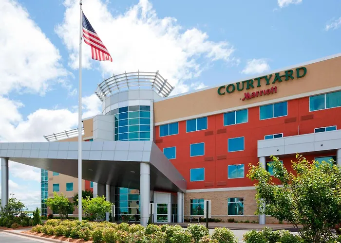 Best Hotels in Maple Grove for Memorable Stays