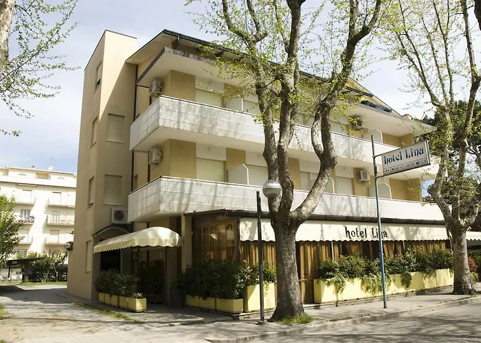 Hotel Pinarella: Guida completa per una vacanza indimenticabile