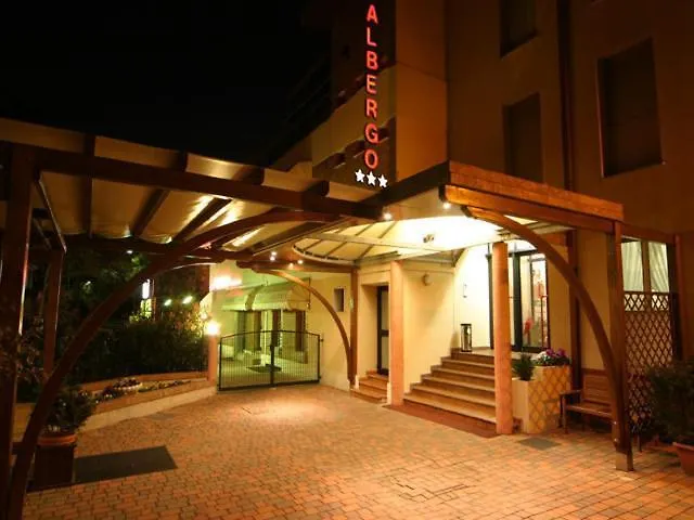 Hotel Palace Moderno Pordenone: Comfort e eleganza nel centro della città