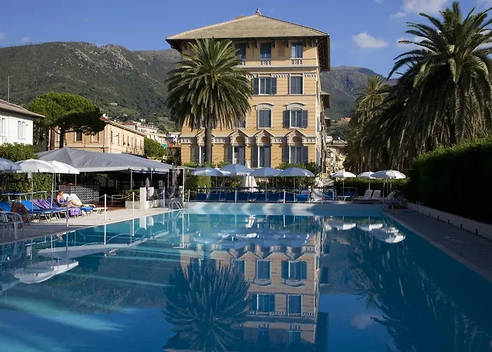 Scopri le Recensioni sul Poggio Hotel di Arenzano per Scegliere l'Alloggio Perfetto