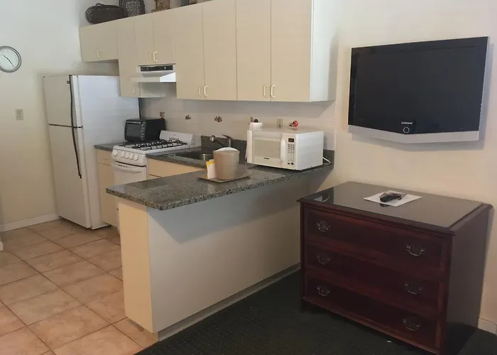 Top Huntington NY Hotels for Every Traveler