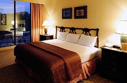 Luxury Accommodations in Downtown Philadelphia