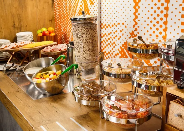 Top Hotels Near Port Southampton