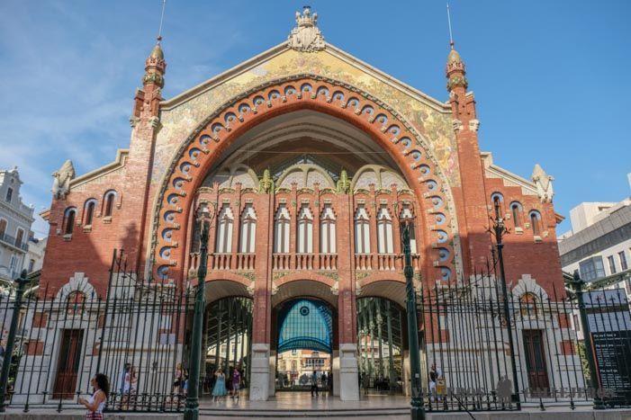 Ruzafa, la zona de moda donde alojarse en Valencia